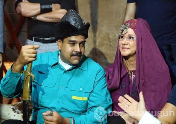 Maduro'dan Diriliş Ertuğrul dizisi setine ziyaret
