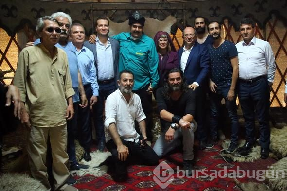 Maduro'dan Diriliş Ertuğrul dizisi setine ziyaret
