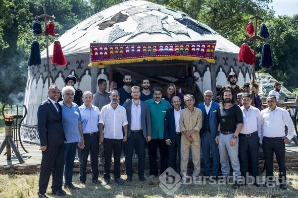 Maduro'dan Diriliş Ertuğrul dizisi setine ziyaret
