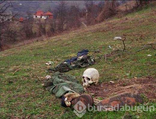Korkunç fotoğraflarla 'Srebrenitsa katliamı'
