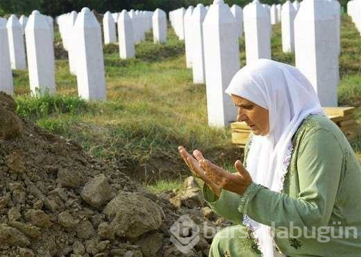 Korkunç fotoğraflarla 'Srebrenitsa katliamı'
