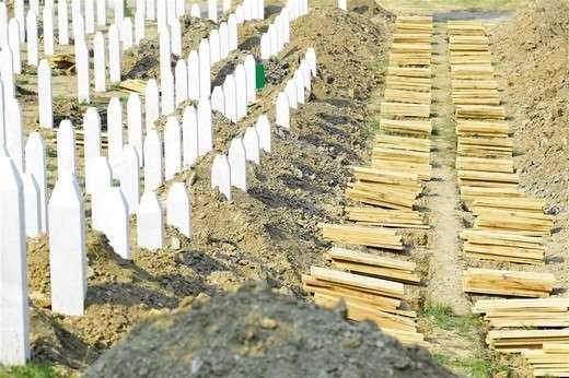 Korkunç fotoğraflarla 'Srebrenitsa katliamı'

