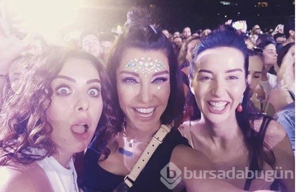 Ünlü isimler Shakira konserinde