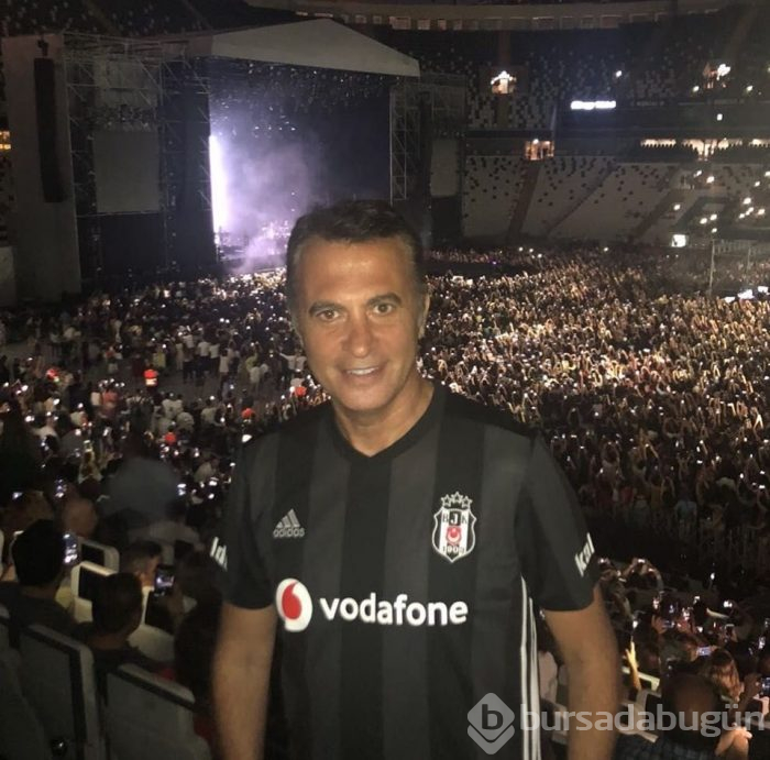 Ünlü isimler Shakira konserinde