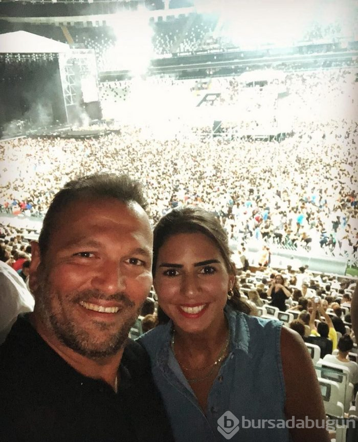 Ünlü isimler Shakira konserinde