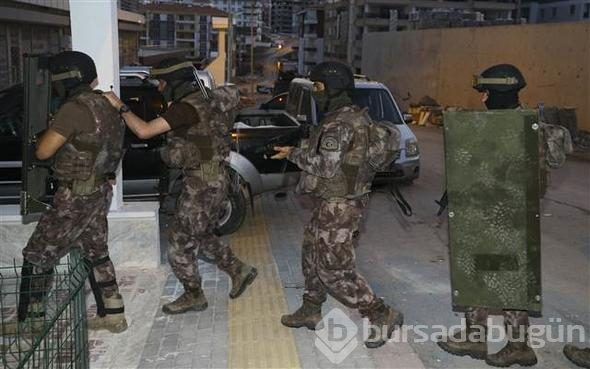 Ankara'da uyuşturucu satıcılarına operasyon
