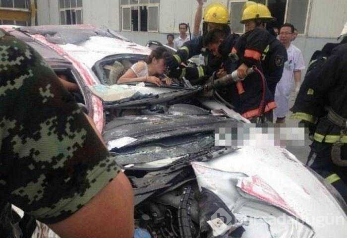 Kazadan şans eseri kurtulan insanlar
