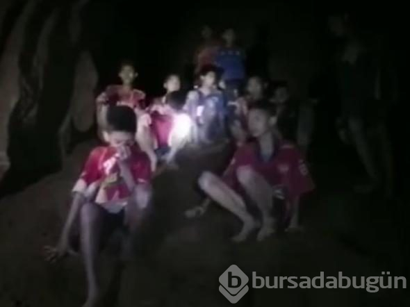 Turist adam kahraman ilan edildi! Mağaradan çıkınca aldığı haber karşısında şoke oldu...

