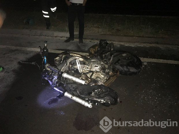 Bursa'da çarpışan iki motosiklet alev aldı: 3 ölü, 1 yaralı
