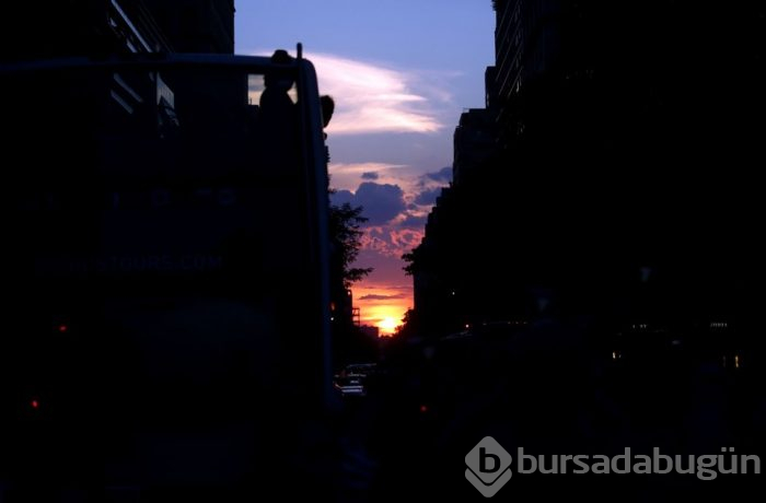New York da gün batımı "Manhattanhenge"