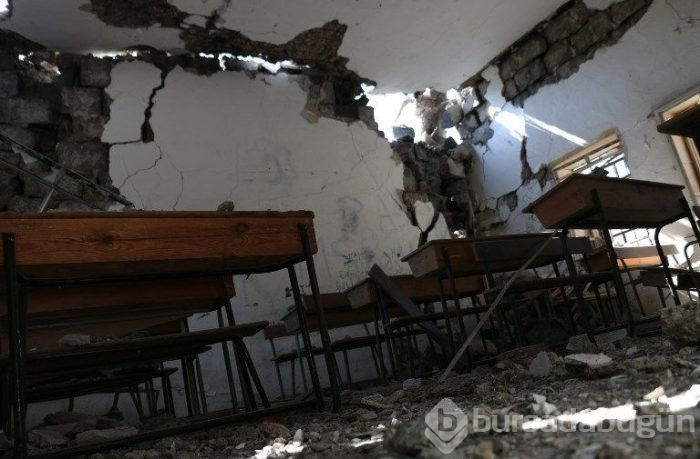 Suriye'de "isyanın başkenti" Dera'ya Esad bayrağı çekildi