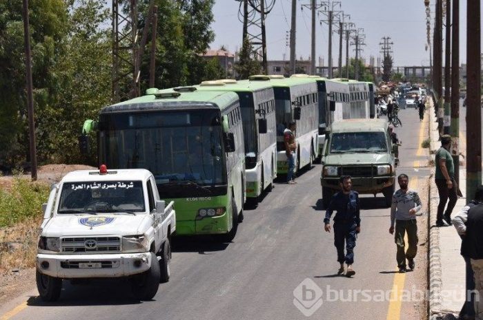Suriye'de "isyanın başkenti" Dera'ya Esad bayrağı çekildi