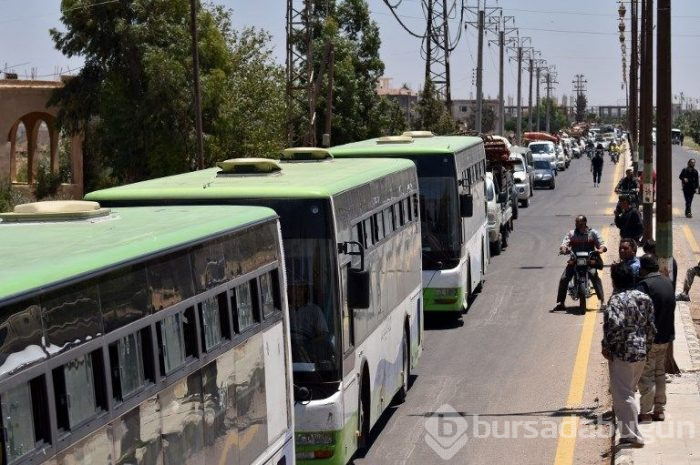 Suriye'de "isyanın başkenti" Dera'ya Esad bayrağı çekildi