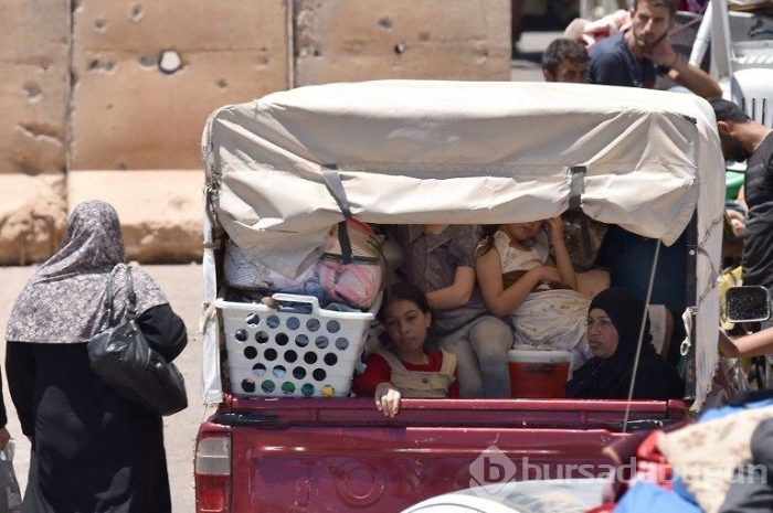 Suriye'de "isyanın başkenti" Dera'ya Esad bayrağı çekildi