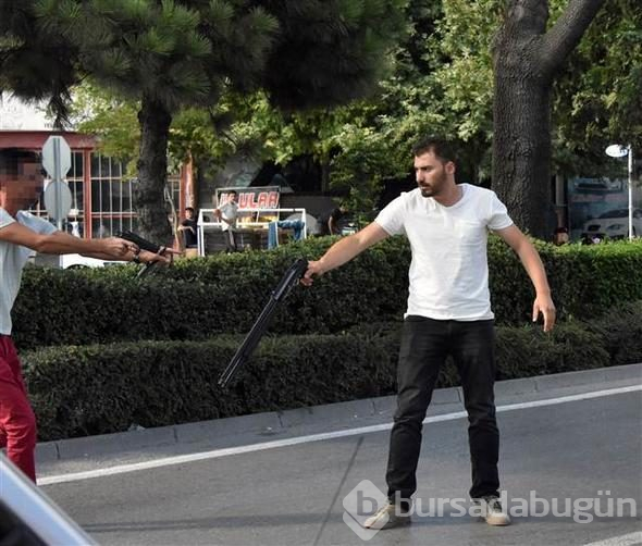 İki grup arasındaki kavgayı çevik kuvvet ayırdı
