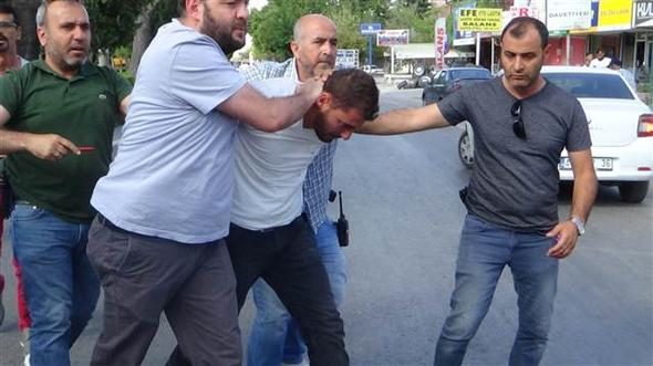 İki grup arasındaki kavgayı çevik kuvvet ayırdı
