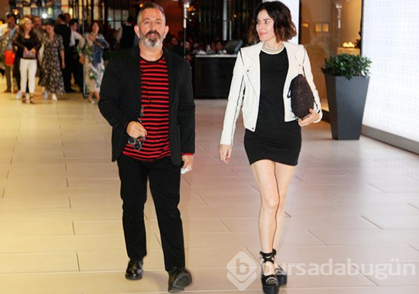 Cem Yılmaz aşk sarhoşu