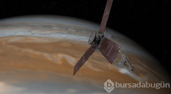 Juno, Jüpiter'in uydularından İo'da yanardağ olduğunu saptadı