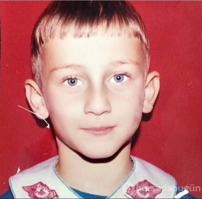 Sefa Doğanay: Küçükken Didem Soydan'mışım (Ünlülerin çocukluk fotoğrafları)