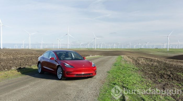 Takla atan Tesla Model 3 bu hale geldi (Yeni Tesla Model 3'ün özellikleri)