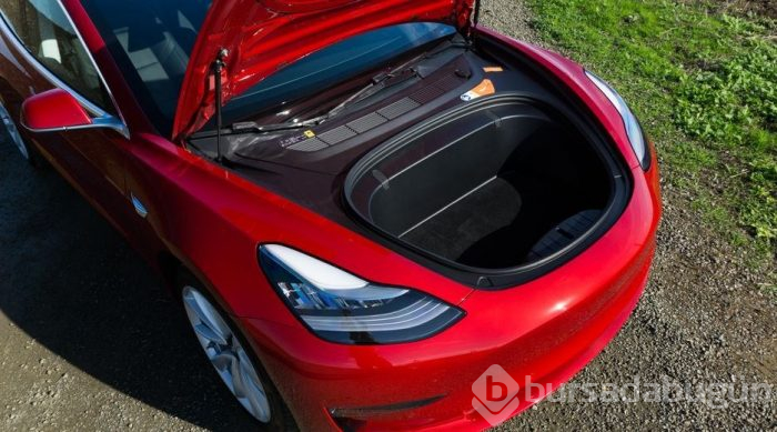 Takla atan Tesla Model 3 bu hale geldi (Yeni Tesla Model 3'ün özellikleri)