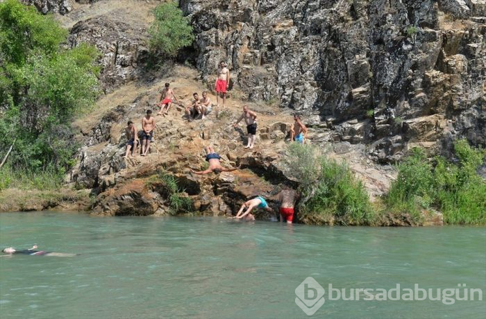Tunceli'de plaj keyfi