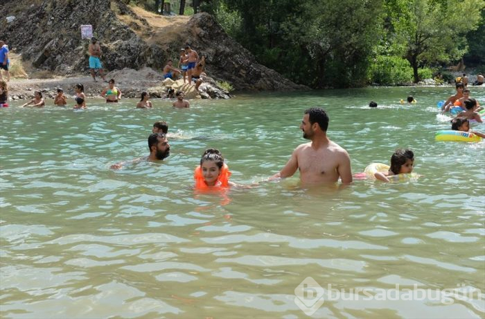 Tunceli'de plaj keyfi