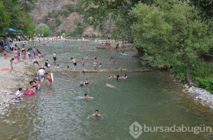 Tunceli'de plaj keyfi