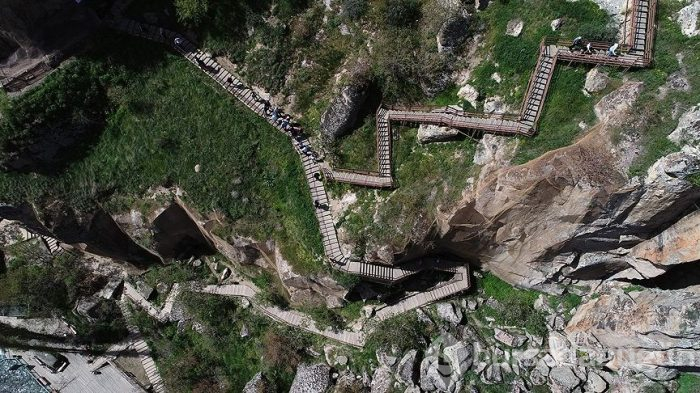 Kapadokya'da bir kartpostal güzelliğindeki Ihlara Vadisi'ne ziyaretçi akını