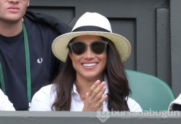 Suratı böyle asıldı! Meghan bunun için azar yemiş!