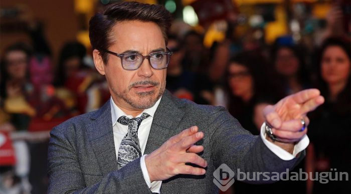 Angelina Jolie ile Robert Downey Jr aşk mı yaşıyor?