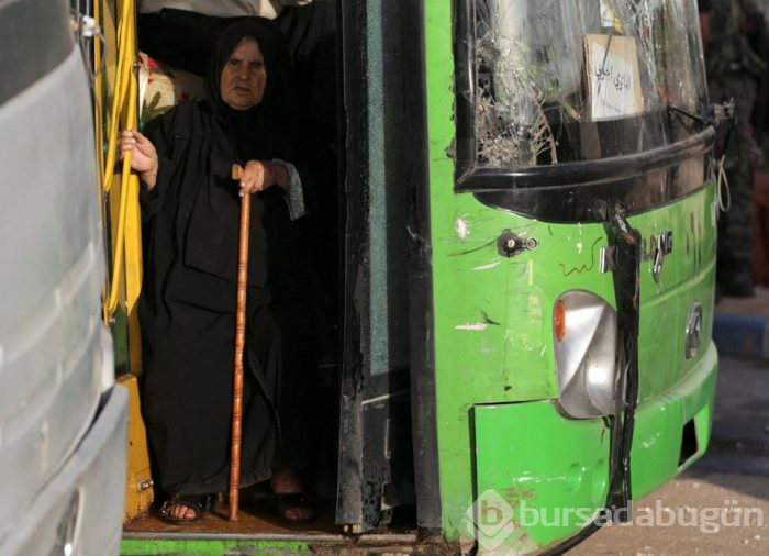 Suriye'de karşılıklı tahliyeler başladı