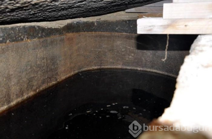 Büyük İskender'e ait olduğu düşünülen 2500 yıllık lahit açıldı