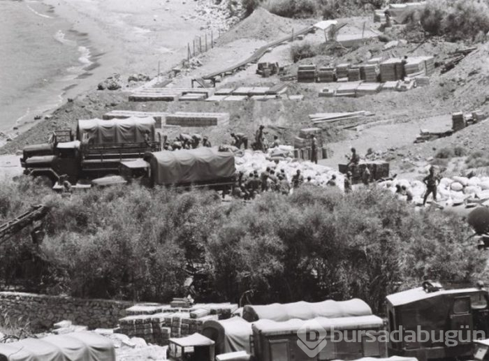 44. yıl dönümünde Kıbrıs Barış Harekatı'nın tarihi görüntüleri