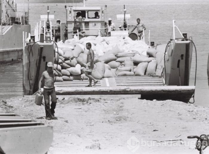 44. yıl dönümünde Kıbrıs Barış Harekatı'nın tarihi görüntüleri