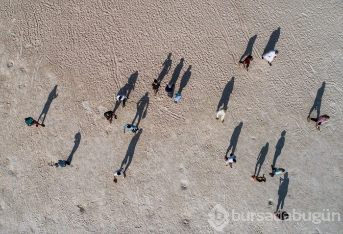 Türkiye'nin beyaz cenneti Tuz Gölü'ne ziyaretçi akını