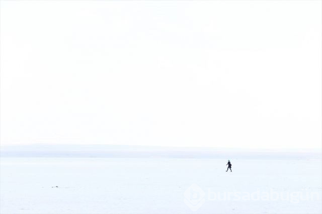 Türkiye'nin beyaz cenneti Tuz Gölü'ne ziyaretçi akını