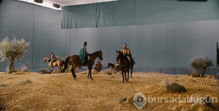 Filmlerin ve dizilerin ünlü sahnelerinin gerçek görüntüleri (Kamera arkası)