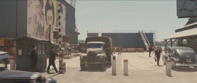 Filmlerin ve dizilerin ünlü sahnelerinin gerçek görüntüleri (Kamera arkası)