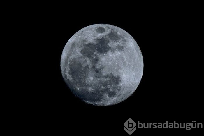 21'inci yüzyılın en uzun 'Kanlı Ay Tutulması' en güzel kareleri.