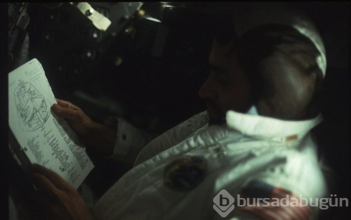 "İnsanlık için büyük bir adım" 49 yıl önce atıldı (20 Temmuz 1969 Neil Armstrong'un Ay'a ayak basması)