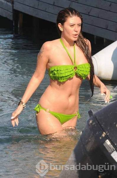 Uçakta mahsur kaldı
