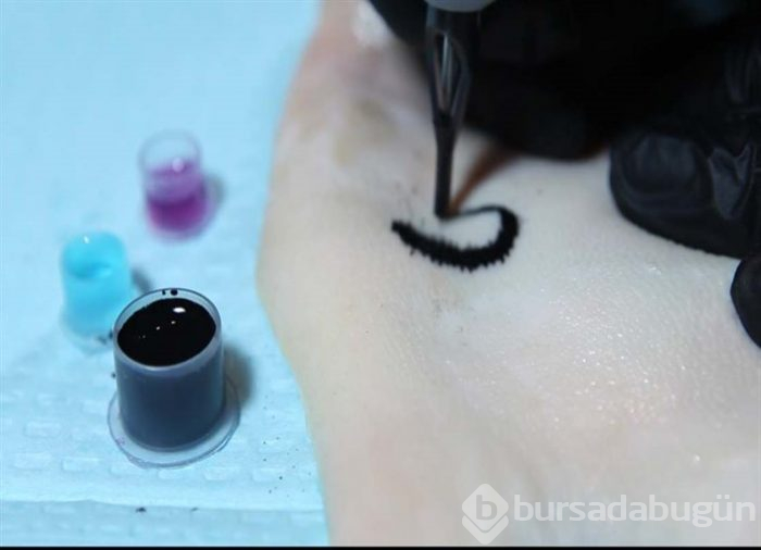 Dövmenizin sağlık durumunuza göre renk değiştirmesini ister miydiniz?
