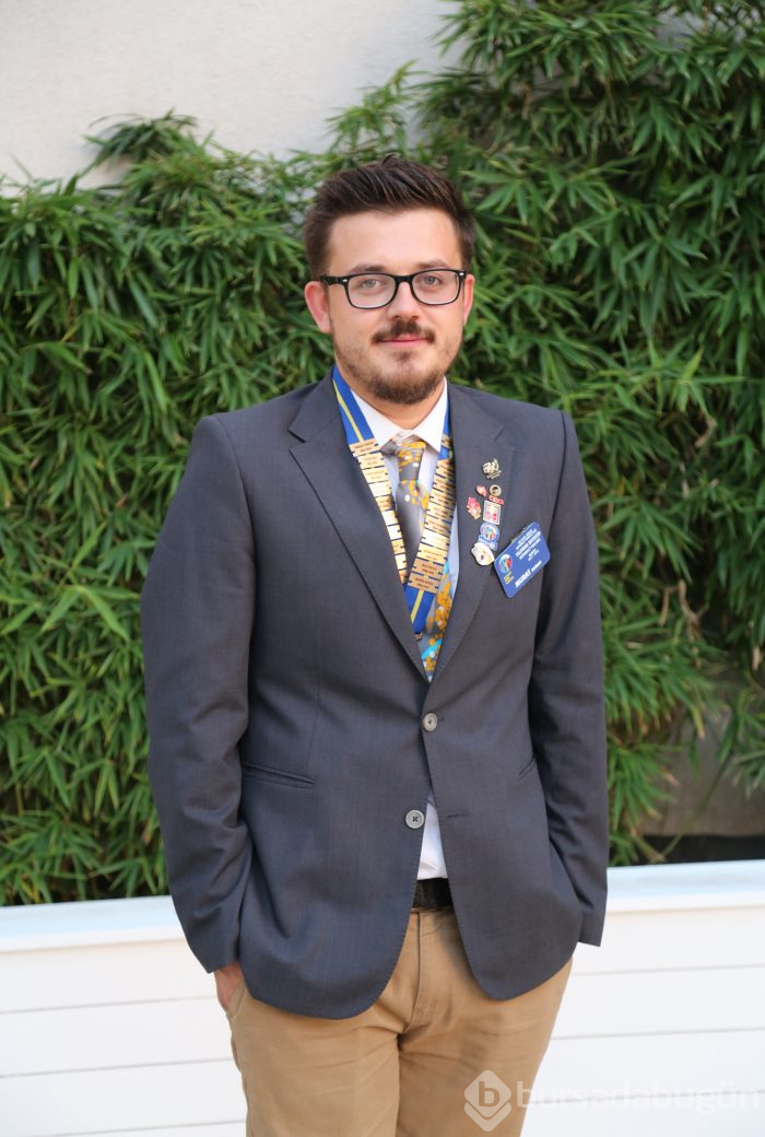 Yıldırım Bayezid Rotary ve Rotaract kulüplerinde devir teslim yapıldı
