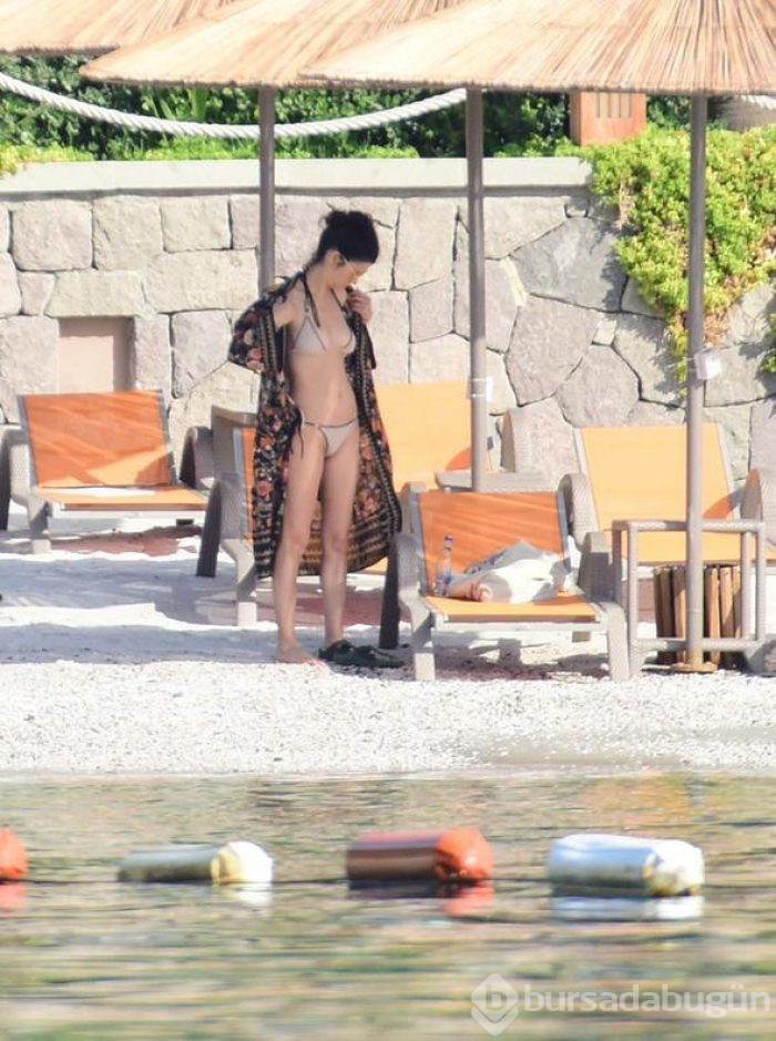 Beren Saat plajı temizledi
