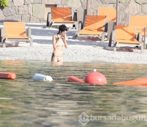 Beren Saat plajı temizledi