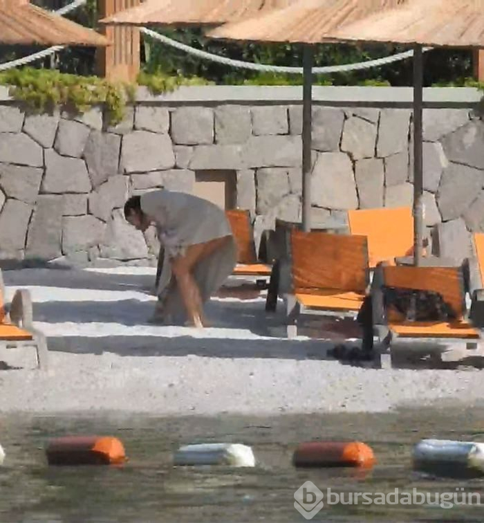 Beren Saat plajı temizledi