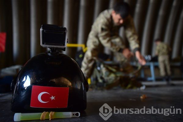 Bordo bereliler nefes kesti
