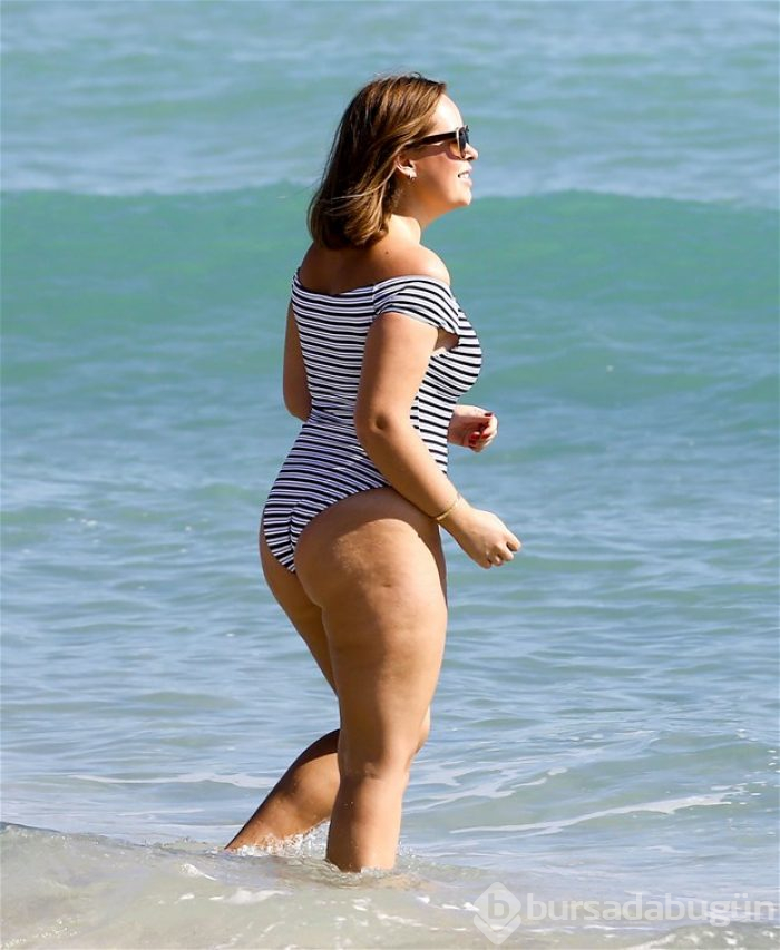 Tanya Burr

Tanya Burr
