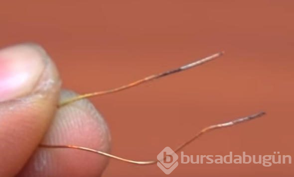 Telefon ve şişeyle birlikte bakın neye dönüşecek! Şaşıracaksınız
